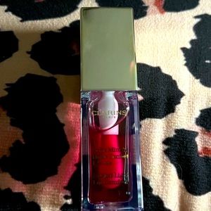 SOLD !! Auction Clarins Instant Light Lip Oil